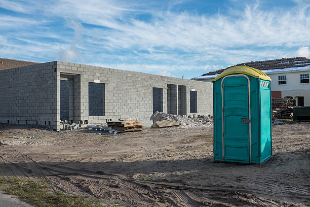 Best Portable restroom trailer rental  in Bloomington, CA